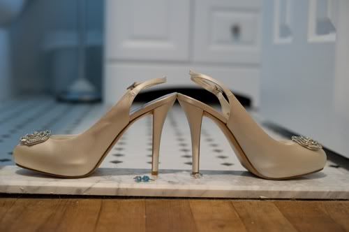 stuart weitzman ivory wedding shoe