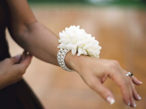 Creative Pearl Bracelet Corsage Mom Grandma