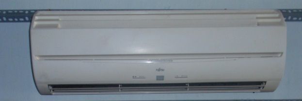 Vài bộ máy lạnh giá rẻ, máy đẹp, bao lắp đặt, bảo hành 12 tháng. - 25