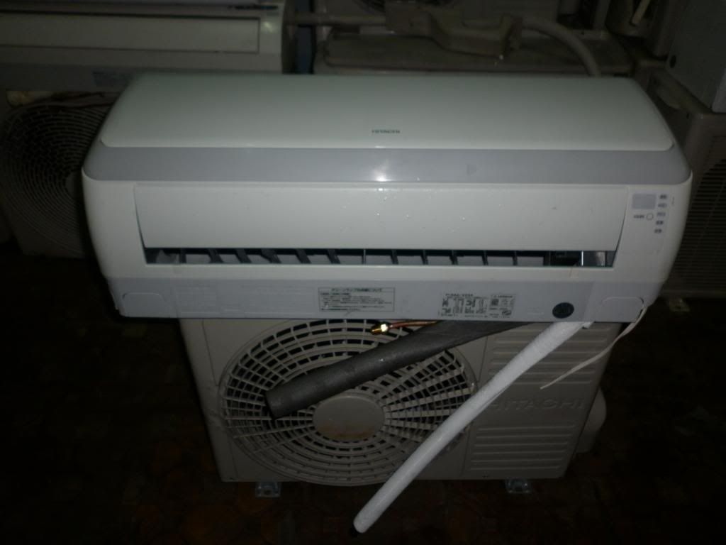 máy lạnh sharp inverter ga r410a đời mới bao lắp đặt giá 4.5 triệu, bh 12 tháng - 15