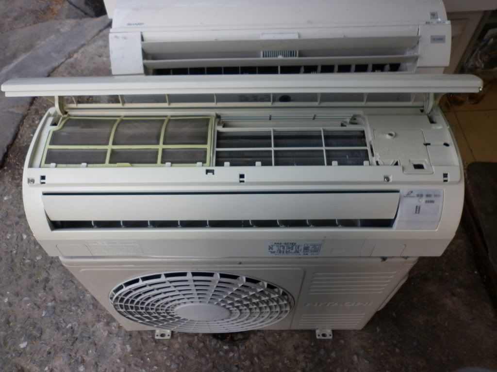 máy lạnh sharp inverter ga r410a đời mới bao lắp đặt giá 4.5 triệu, bh 12 tháng - 18