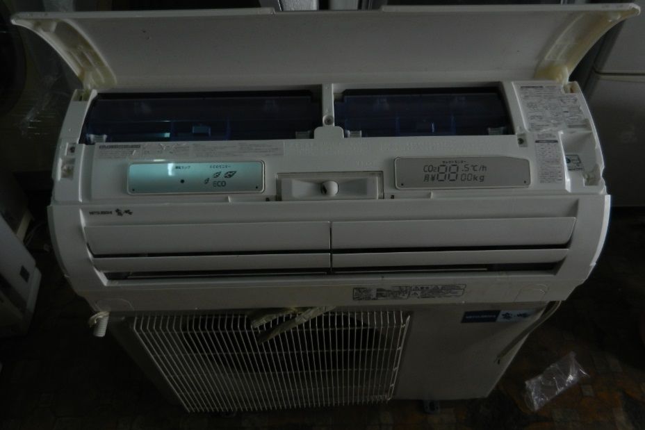 Vài bộ máy lạnh giá rẻ, máy đẹp, bao lắp đặt, bảo hành 12 tháng. - 14