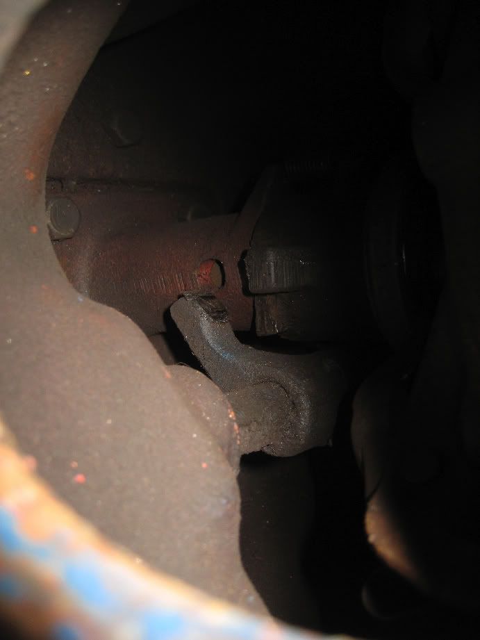 Clutchpedaldisconnected.jpg