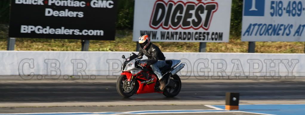 IMAGE: http://i1108.photobucket.com/albums/h408/CanonFreak651/SULLY.jpg