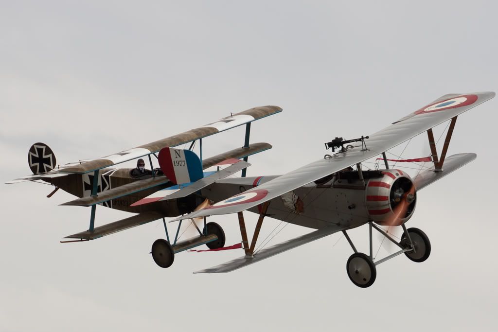 http://i1108.photobucket.com/albums/h413/Phil_NCFC/flying-legends-2011-228.jpg