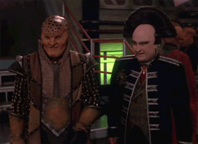 tumblr_lj8w7odKBO1qb6ivx_zpsf0d36ebc.gif