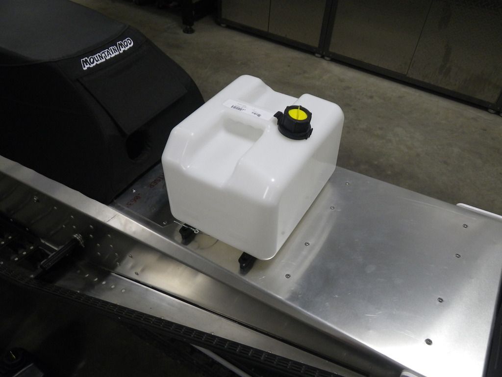 Best gas caddy system? TY4stroke Snowmobile Forum Yamaha 4 Stroke