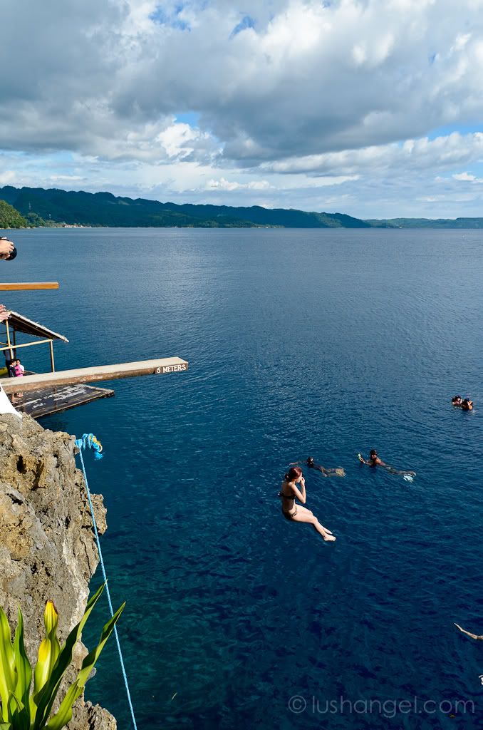 boracay-cliff-jumping