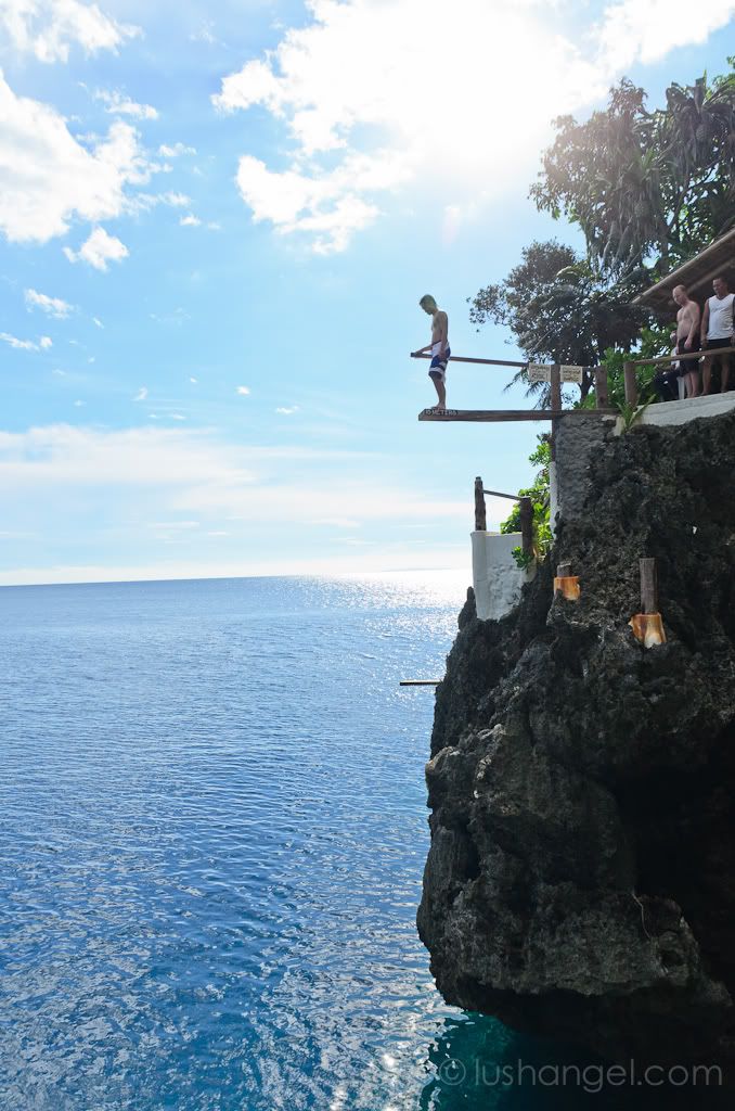cliff-diving-ariels-point