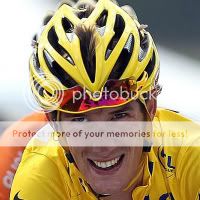 i1108.photobucket.com/albums/h416/vNibali/skilshimano/andyschleck.jpg