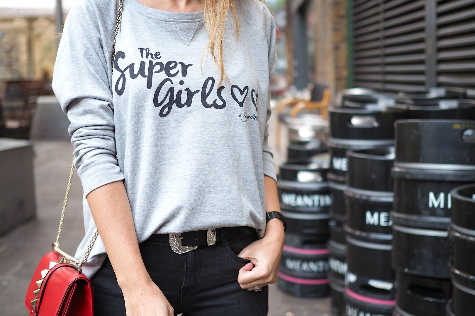  photo teh super girls a bicyclette paris bartabac fashion bloggers.jpg