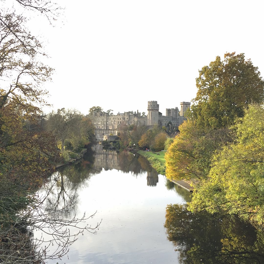  photo warwick castle uk.jpg