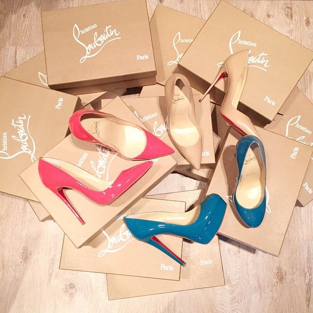 photo christian louboutin redsoles shoes.jpg