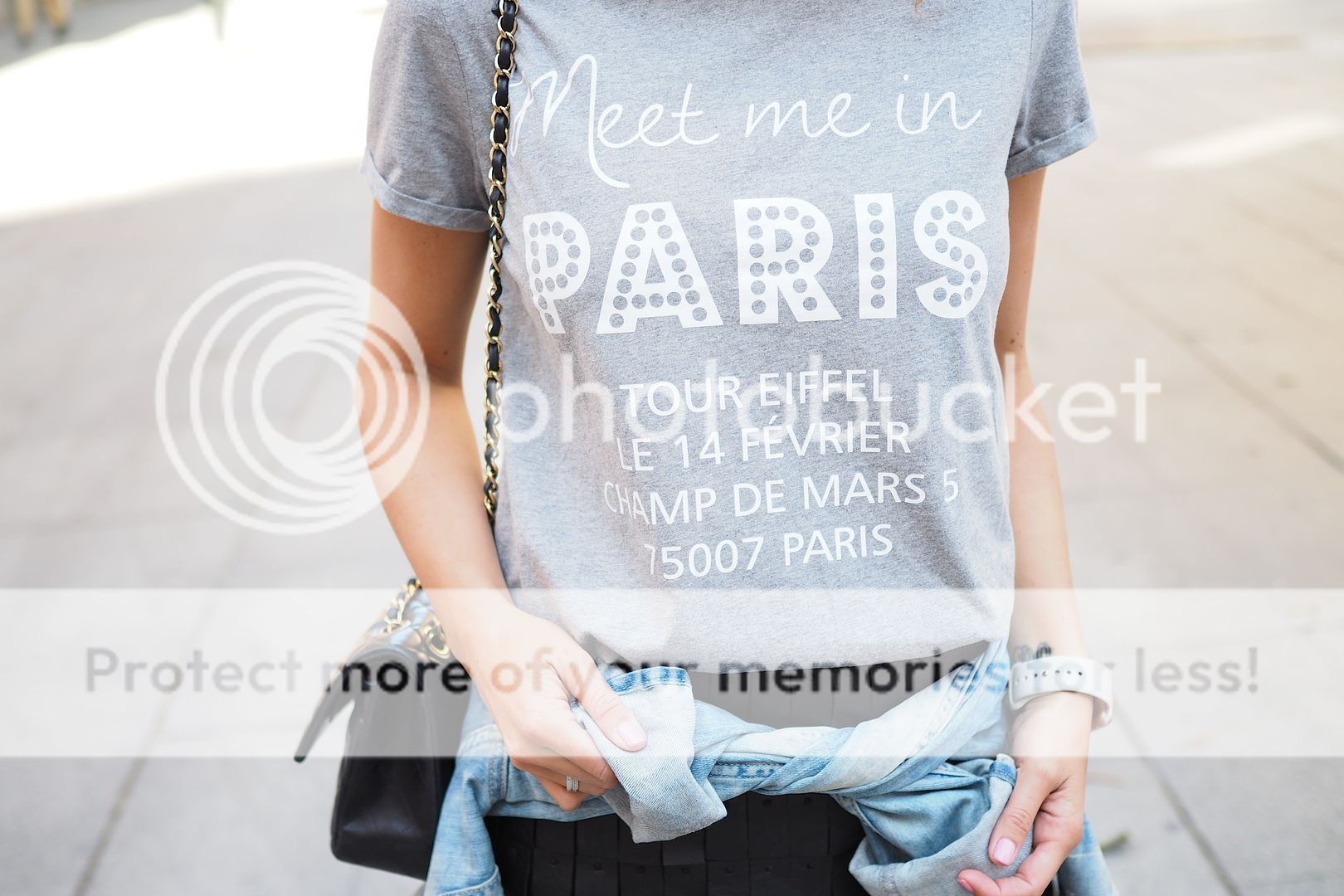 photo meet me in Paris a bicyclette fashion street style.jpg