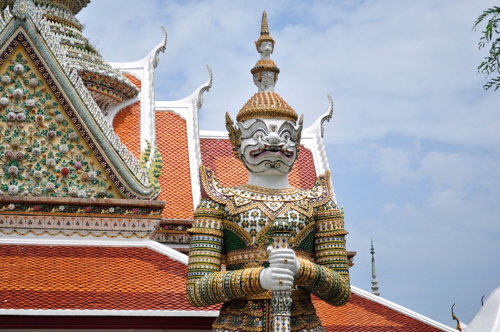  photo bangkokthailandtemplesbuddhaasia.jpg