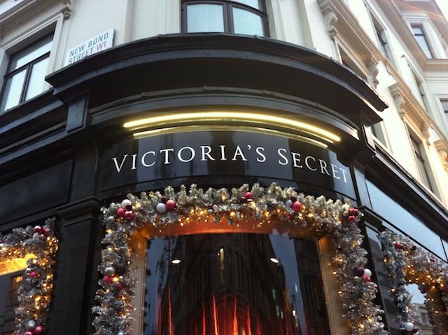 victoria´ssecretloveslondon.jpg