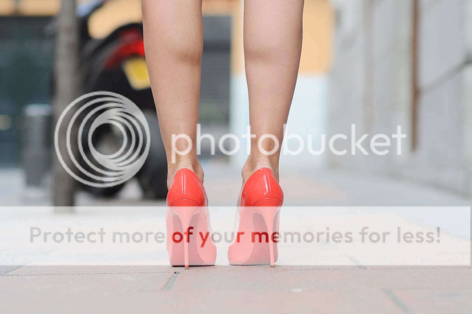  photo redsoles sokate heels.jpg