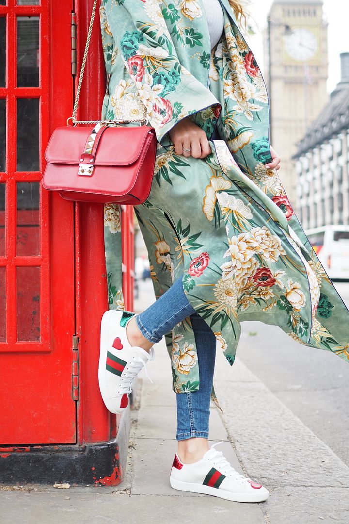  photo gucci sneakers street style london trends kimono zara.jpeg