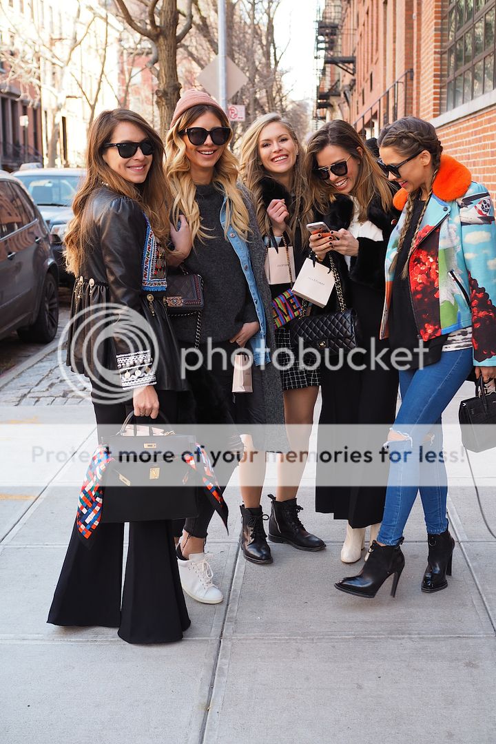  photo fashion bloggers street style NYFW new york fashion week.jpg