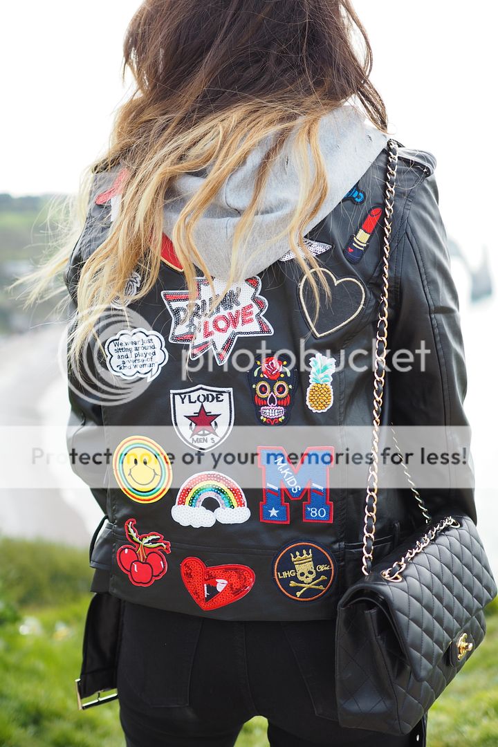 how to wear leather jacket street style.jpeg
